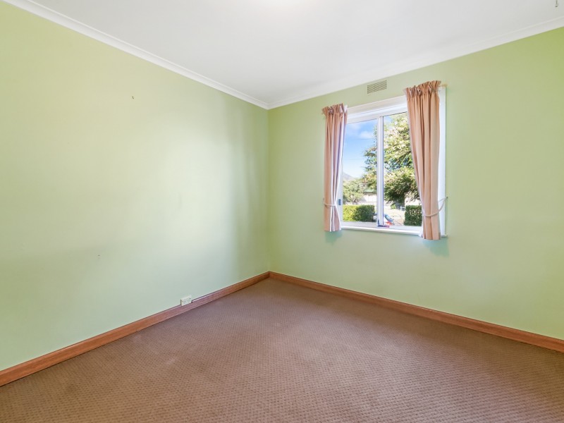 29 Curlew Parade, Claremont TAS 7011