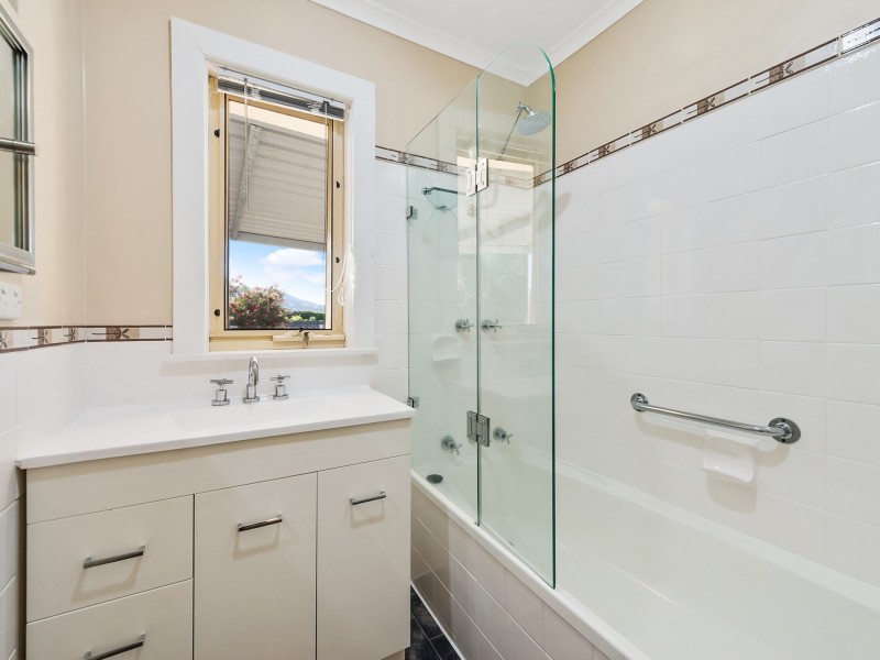 29 Curlew Parade, Claremont TAS 7011