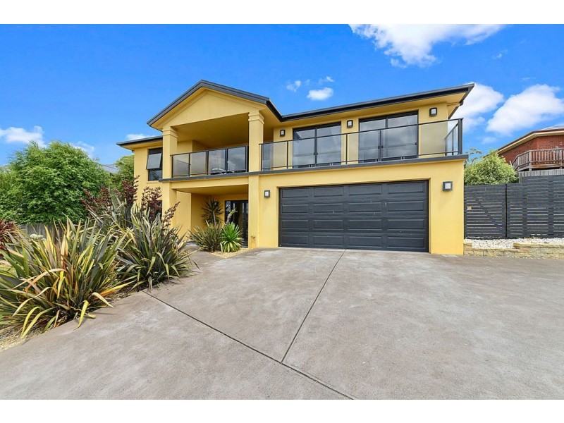 12 Govett Rise, Austins Ferry TAS 7011
