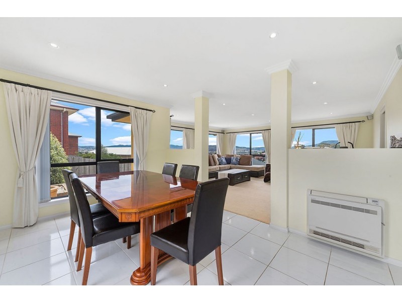 12 Govett Rise, Austins Ferry TAS 7011