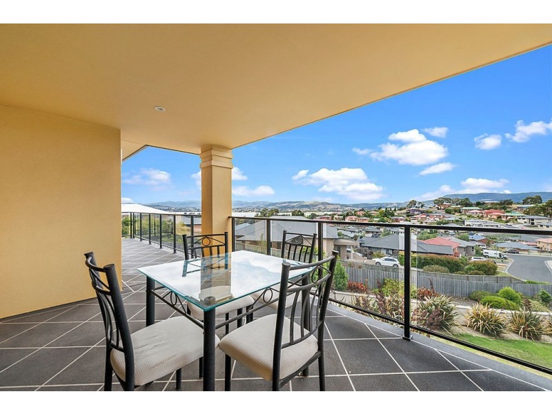 12 Govett Rise, Austins Ferry TAS 7011