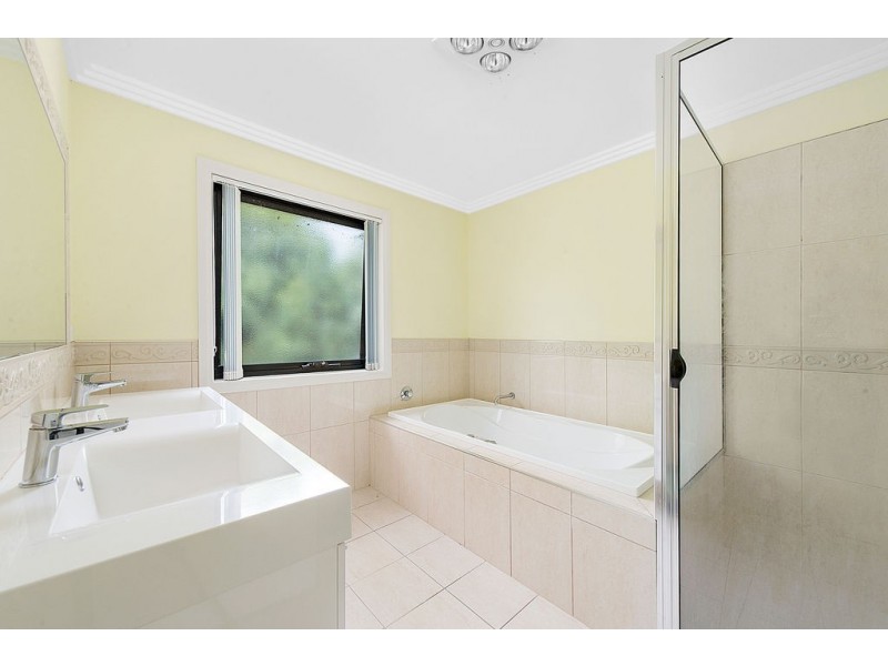 12 Govett Rise, Austins Ferry TAS 7011