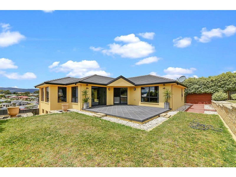 12 Govett Rise, Austins Ferry TAS 7011