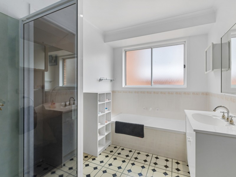 1/5 Lucia Court, Glenorchy TAS 7010