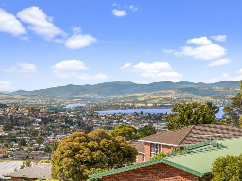 1/5 Lucia Court, Glenorchy TAS 7010