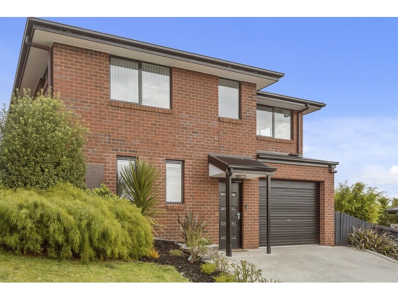 16 Navigators Rise, Granton TAS 7030