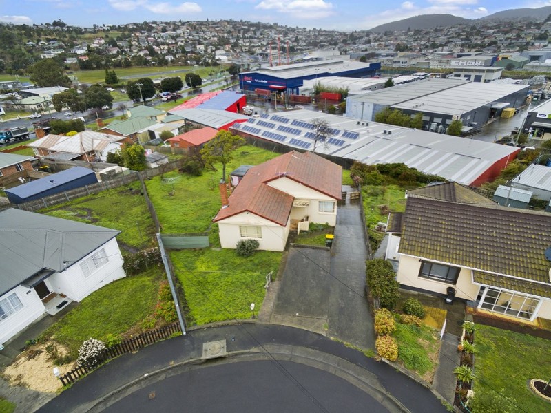 24 Arundel Street, Derwent Park TAS 7009