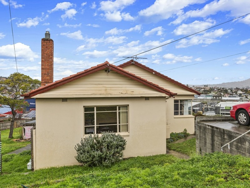 24 Arundel Street, Derwent Park TAS 7009