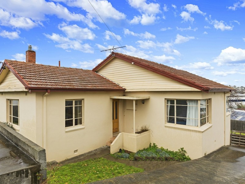 24 Arundel Street, Derwent Park TAS 7009