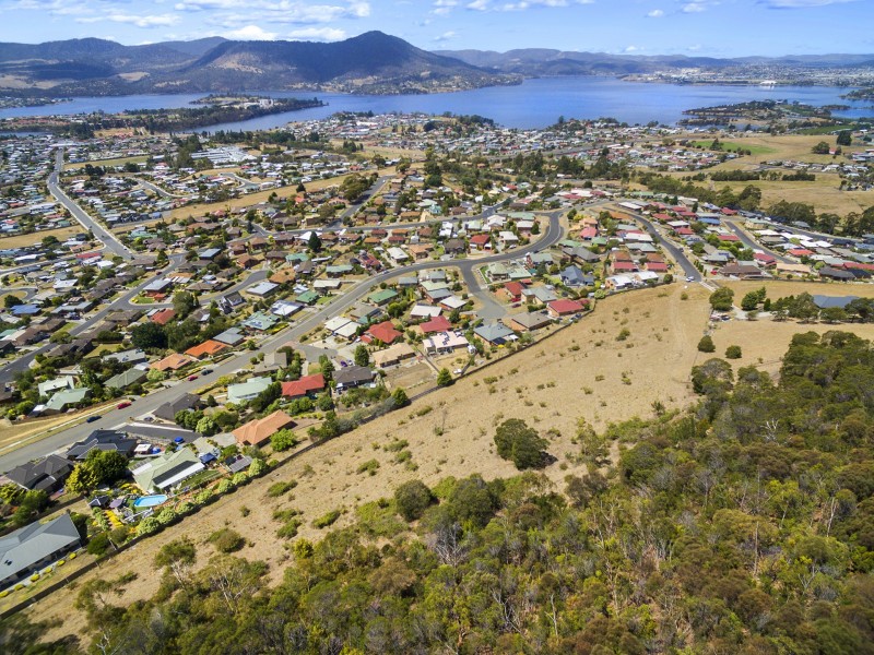 18 Lesdelle Street, Claremont TAS 7011