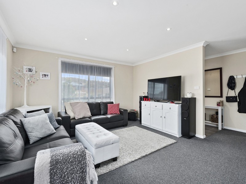 1 Barrob Street, Old Beach TAS 7017