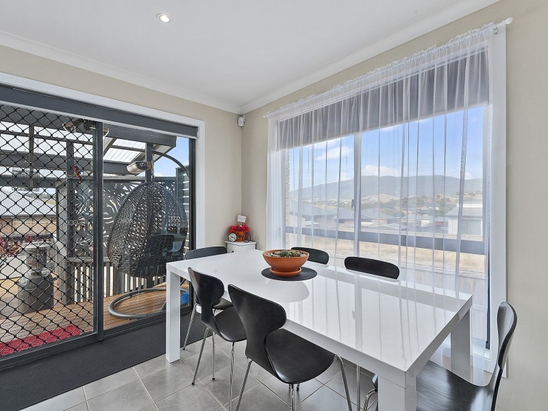 1 Barrob Street, Old Beach TAS 7017