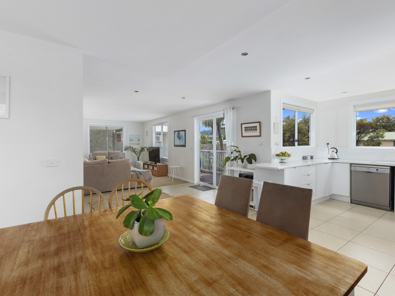 4 Nicholas Avenue, Dodges Ferry TAS 7173