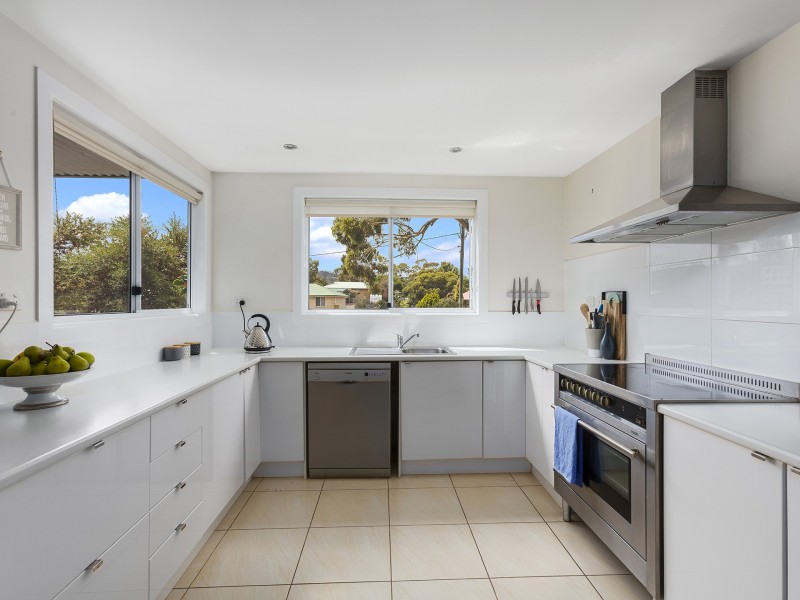 4 Nicholas Avenue, Dodges Ferry TAS 7173