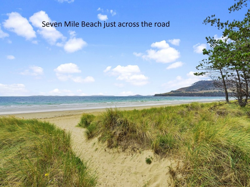 1&2 48 Surf Road, Seven Mile Beach TAS 7170
