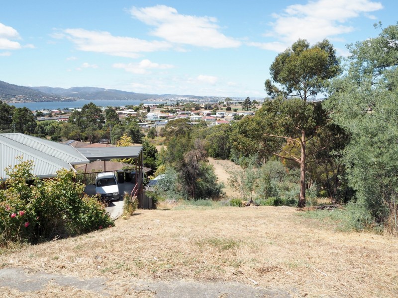 12 Forsythe Court, Claremont TAS 7011