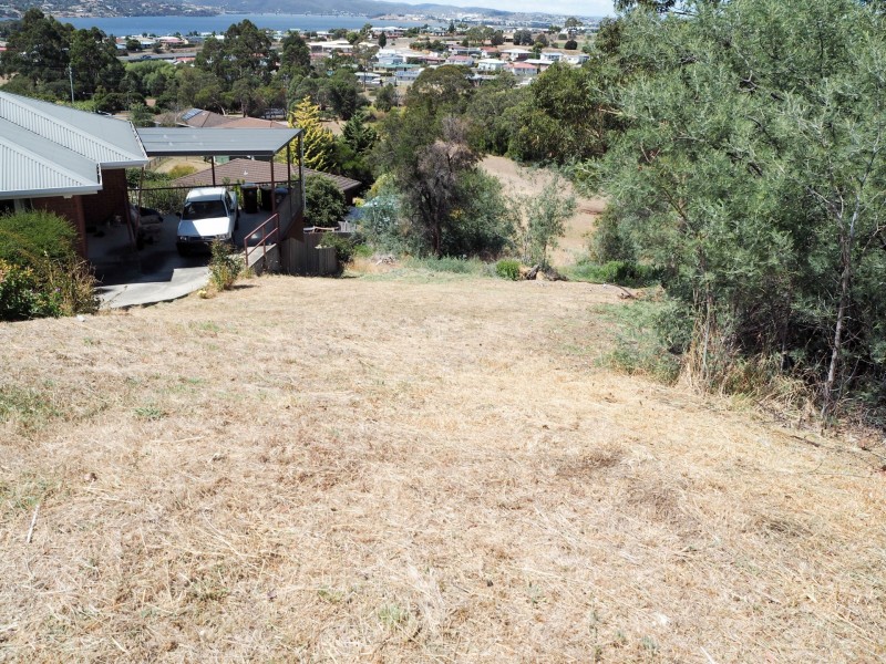 12 Forsythe Court, Claremont TAS 7011