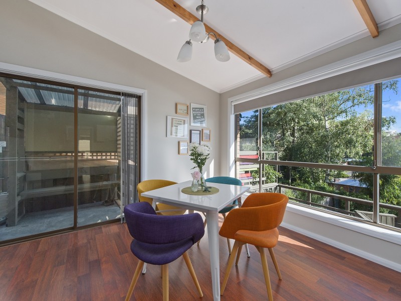 18 Chandos Drive, Berriedale TAS 7011