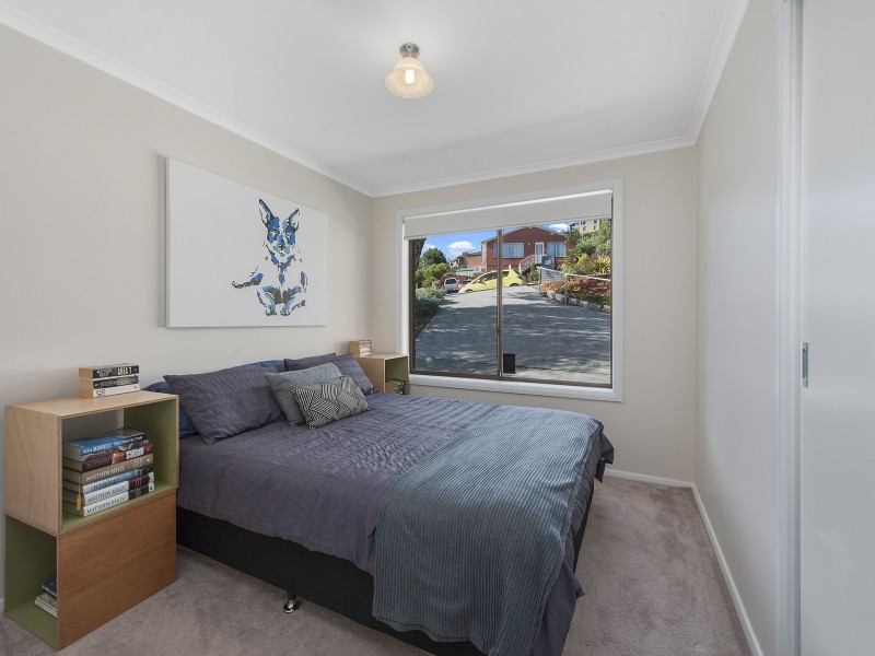 18 Chandos Drive, Berriedale TAS 7011