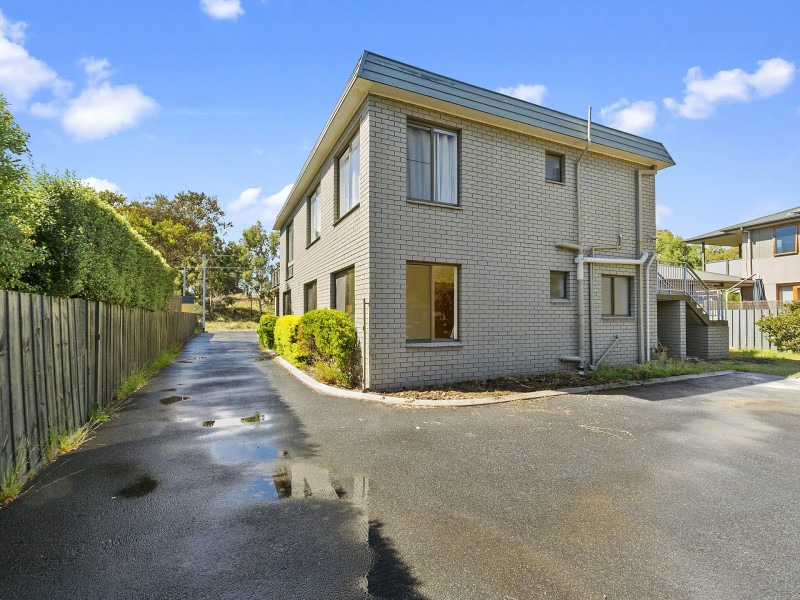 2/48 Surf Road, Seven Mile Beach TAS 7170