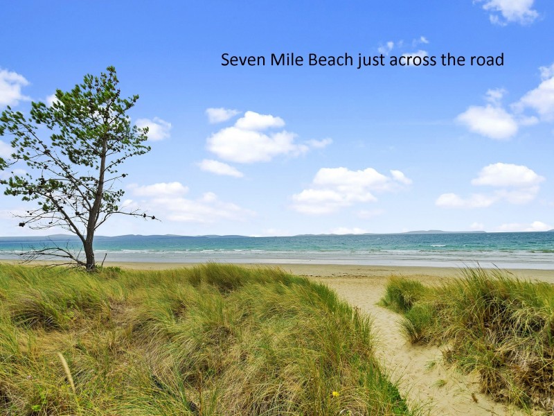 2/48 Surf Road, Seven Mile Beach TAS 7170