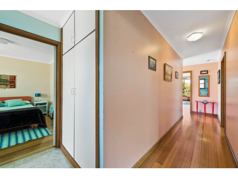 43 Hilton Road, Claremont TAS 7011