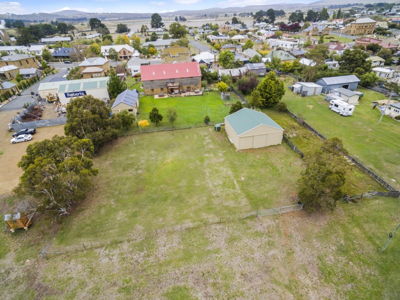 13 South Parade, Oatlands TAS 7120