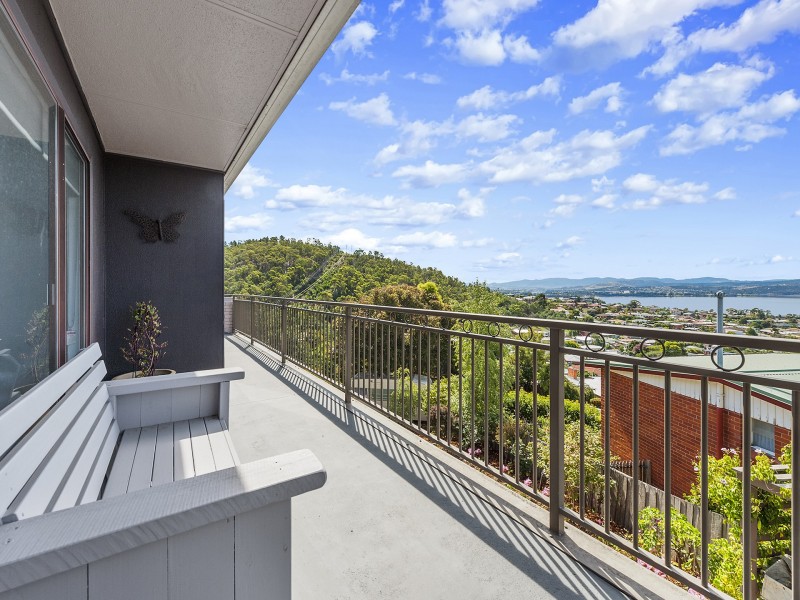 15 Fowler Street, Montrose TAS 7010