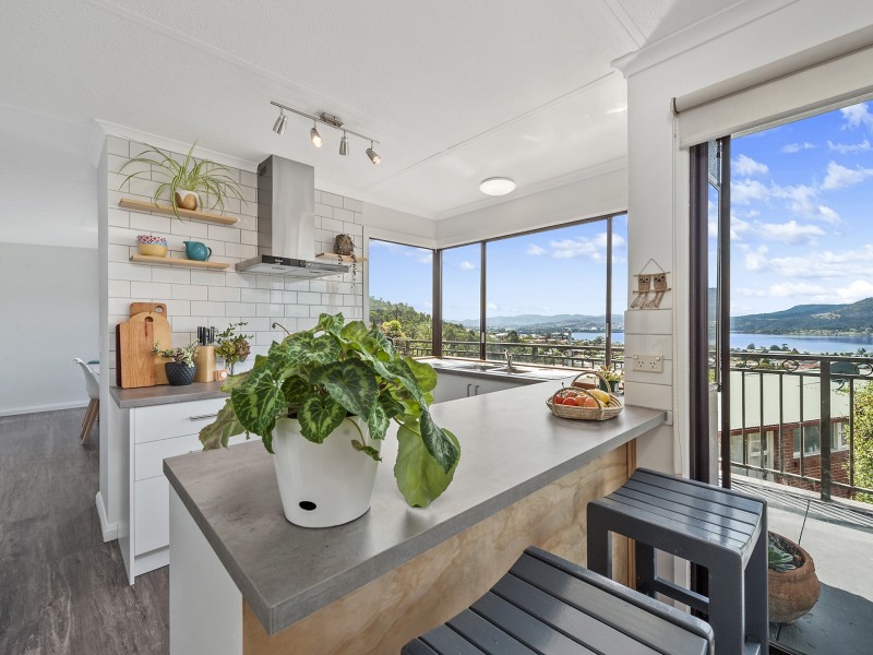 15 Fowler Street, Montrose TAS 7010