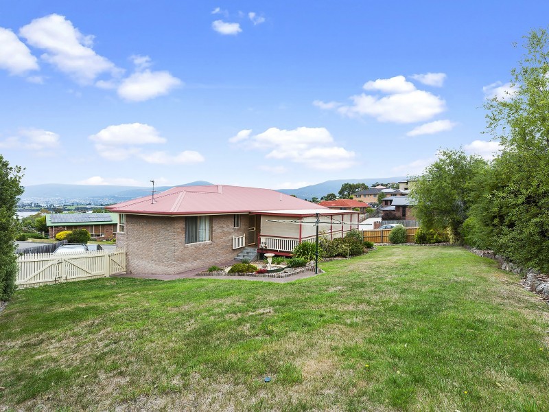2 Tandara Court, Old Beach TAS 7017