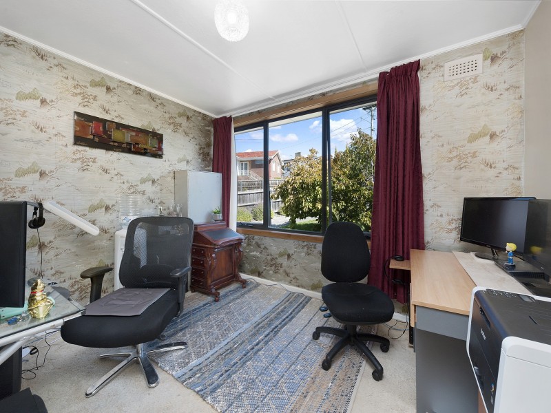 11 Eltham Place, Claremont TAS 7011