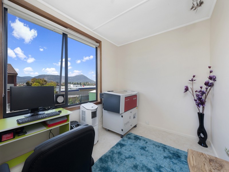 11 Eltham Place, Claremont TAS 7011