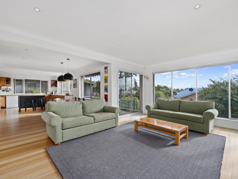 5 Edwin Place, Austins Ferry TAS 7011