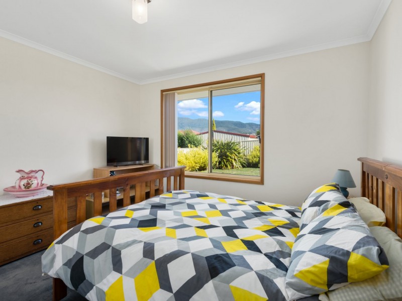 5 Henty Close, Old Beach TAS 7017