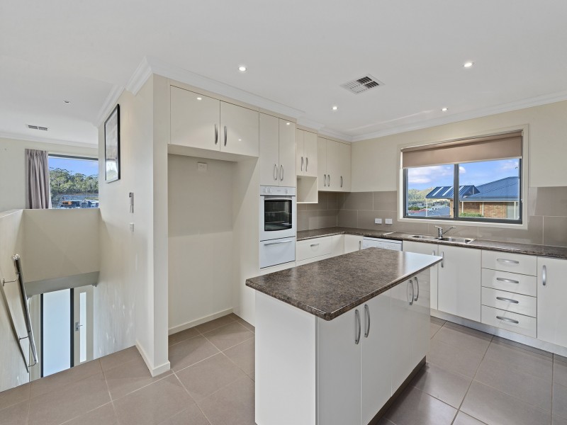 25 Raleigh Court, Howrah TAS 7018