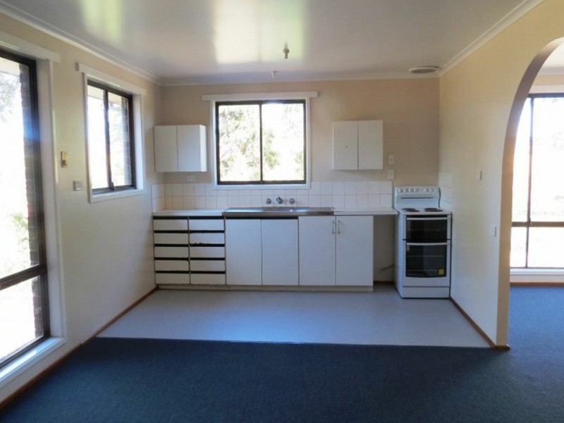 2 Veronica Crescent, Gagebrook TAS 7030