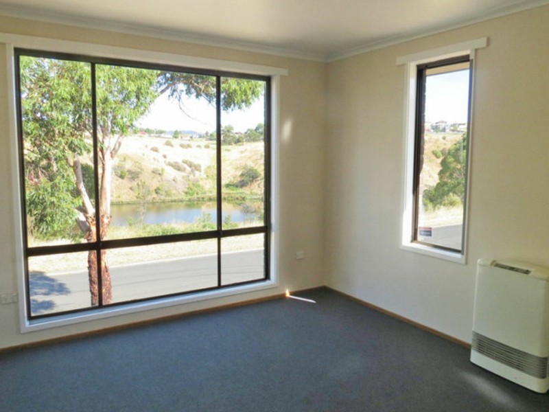 2 Veronica Crescent, Gagebrook TAS 7030