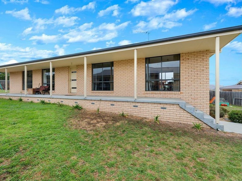 16 Collis Court, Brighton TAS 7030