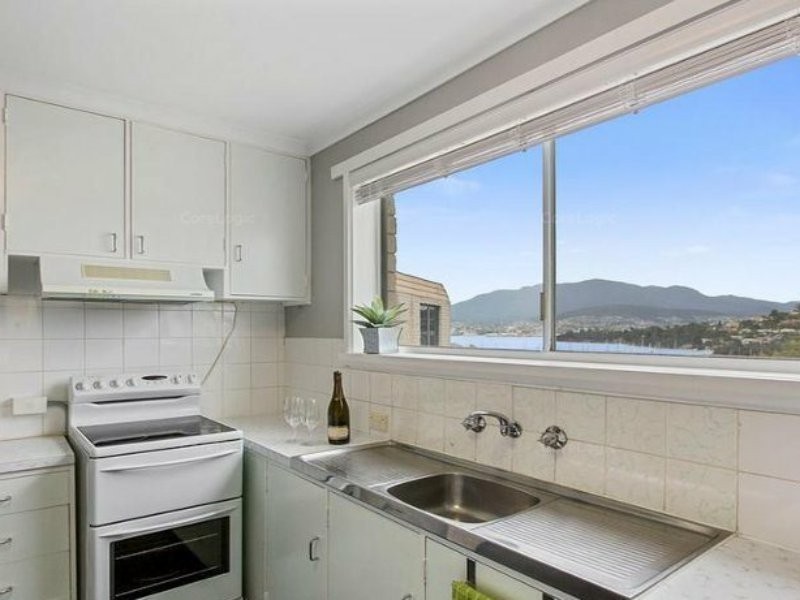 21/9 Alma Street, Bellerive TAS 7018