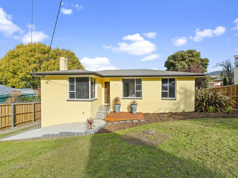 25 Chippendale Street, Claremont TAS 7011