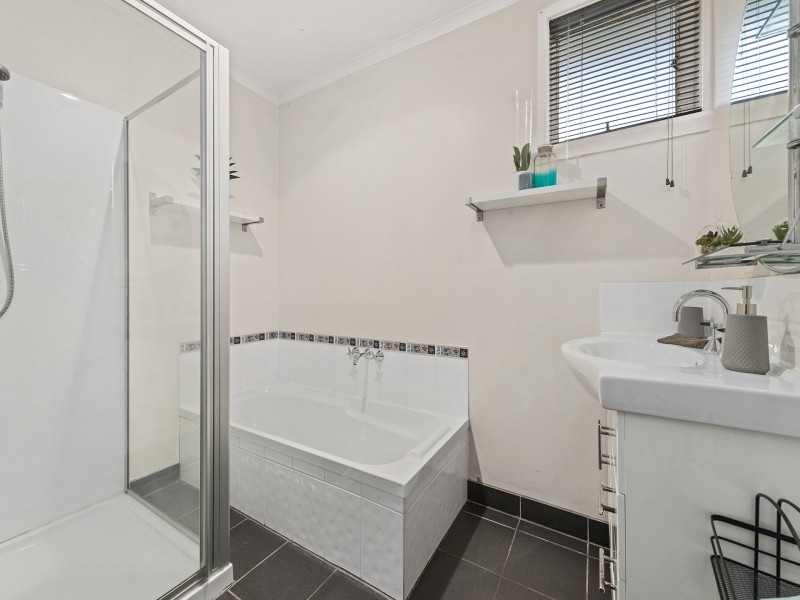 25 Chippendale Street, Claremont TAS 7011