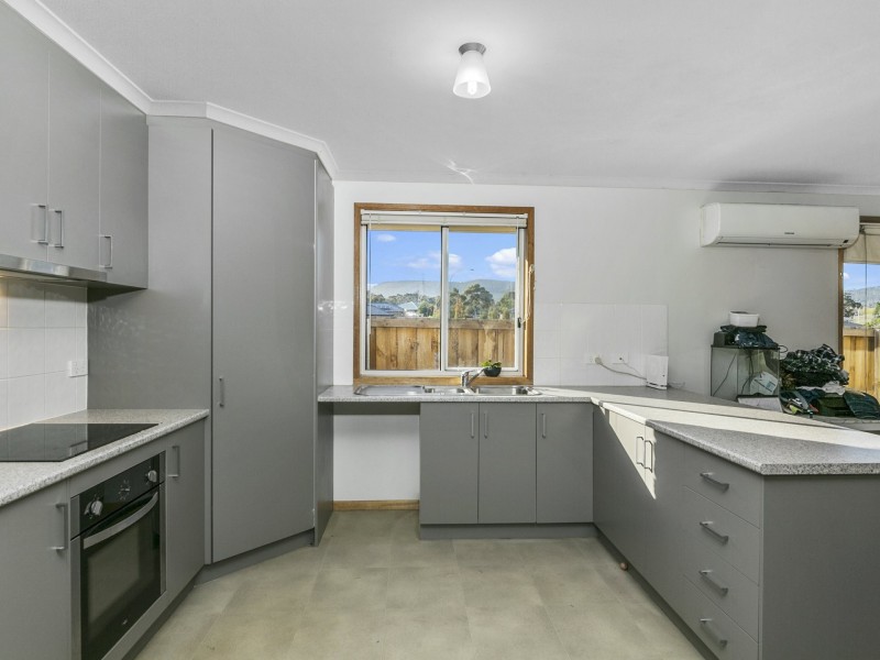 18 Barrob Street, Old Beach TAS 7017