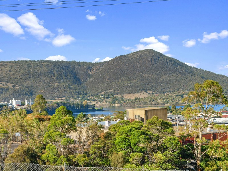 1 Dalgety Street, Claremont TAS 7011