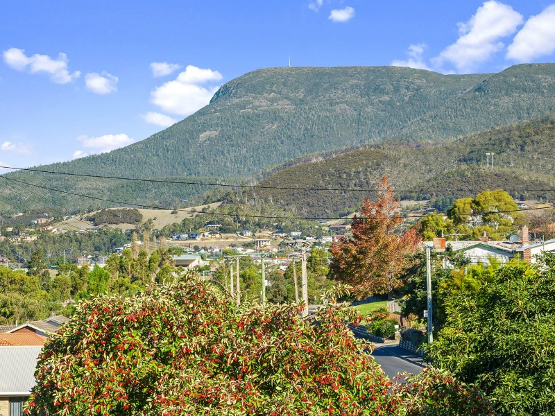 1 Dalgety Street, Claremont TAS 7011