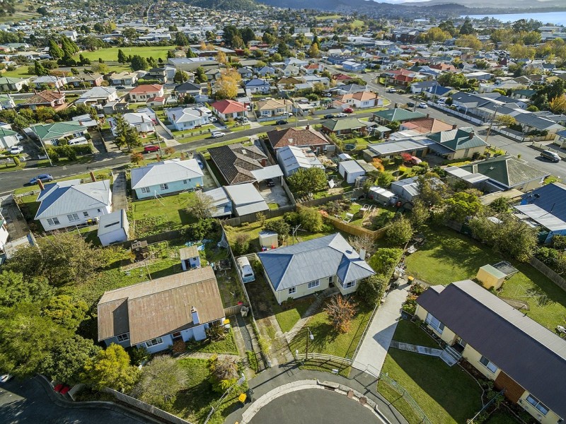 10 Stansall Street, Glenorchy TAS 7010