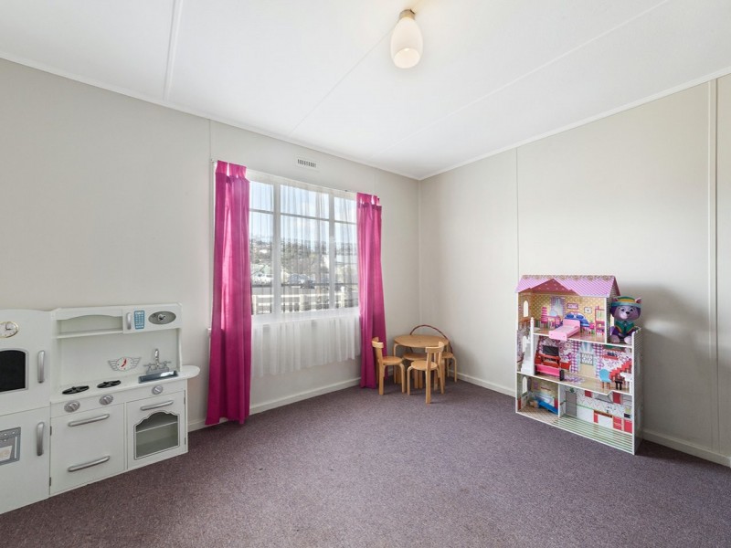 10 Stansall Street, Glenorchy TAS 7010