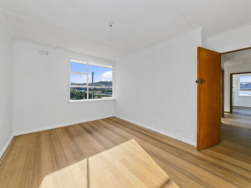 19 Delange Place, Claremont TAS 7011