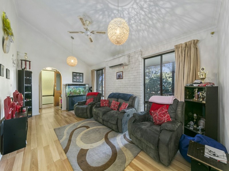 12 Tollard Place, Rokeby TAS 7019