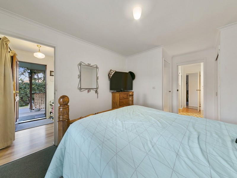 12 Tollard Place, Rokeby TAS 7019