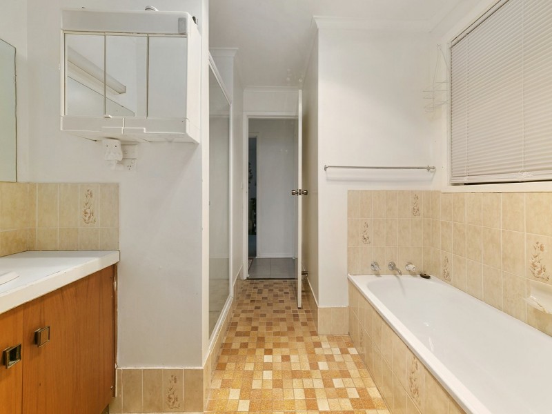 12 Tollard Place, Rokeby TAS 7019